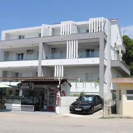 Appartement Mary S2 *